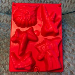 😻 3 for $13 Power Ranger Jell-o Jiggler Molds